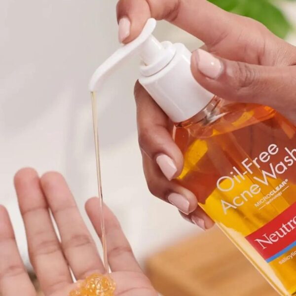 Neutrogena Oil-Free Acne Wash - 80ml